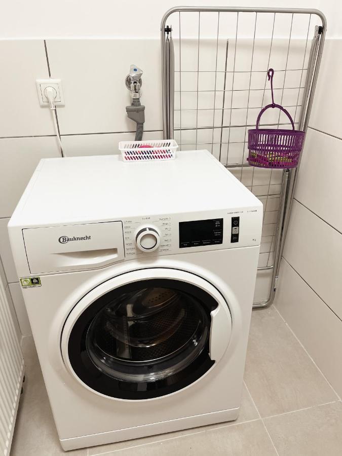 ארפורט Bohnapartments Elisa - Wohlfuehlapartment Mit 2 Gratis Parkplaetzen Und 3 Schlafzimmern - Wlan - Vollausstattung מראה חיצוני תמונה