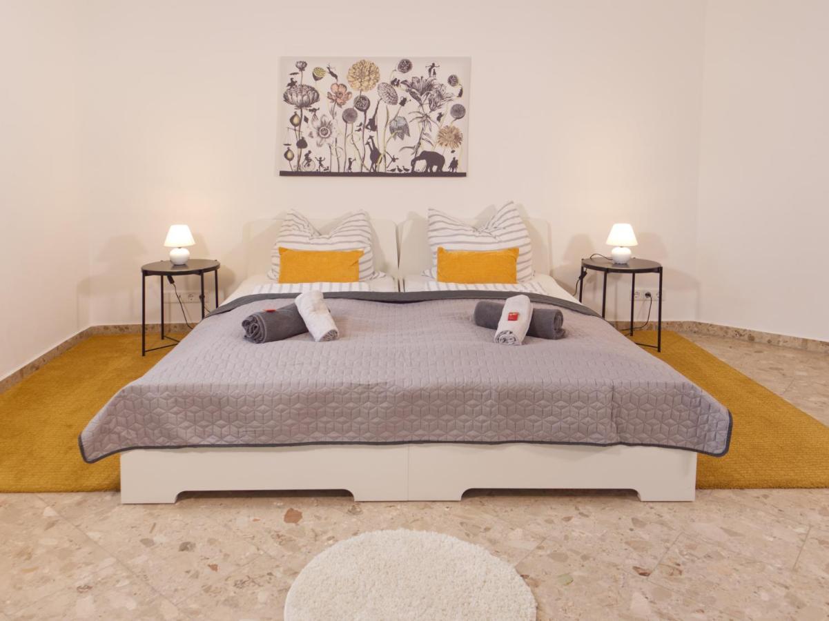 ארפורט Bohnapartments Elisa - Wohlfuehlapartment Mit 2 Gratis Parkplaetzen Und 3 Schlafzimmern - Wlan - Vollausstattung מראה חיצוני תמונה